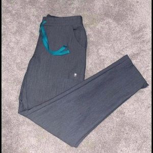 FIGS Graphite Xxs/p Yola